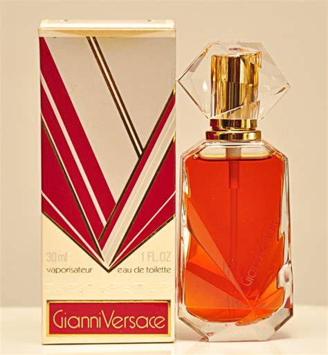 Profumo GIANNI VERSACE Classic Eau De Toilette 75 ml 